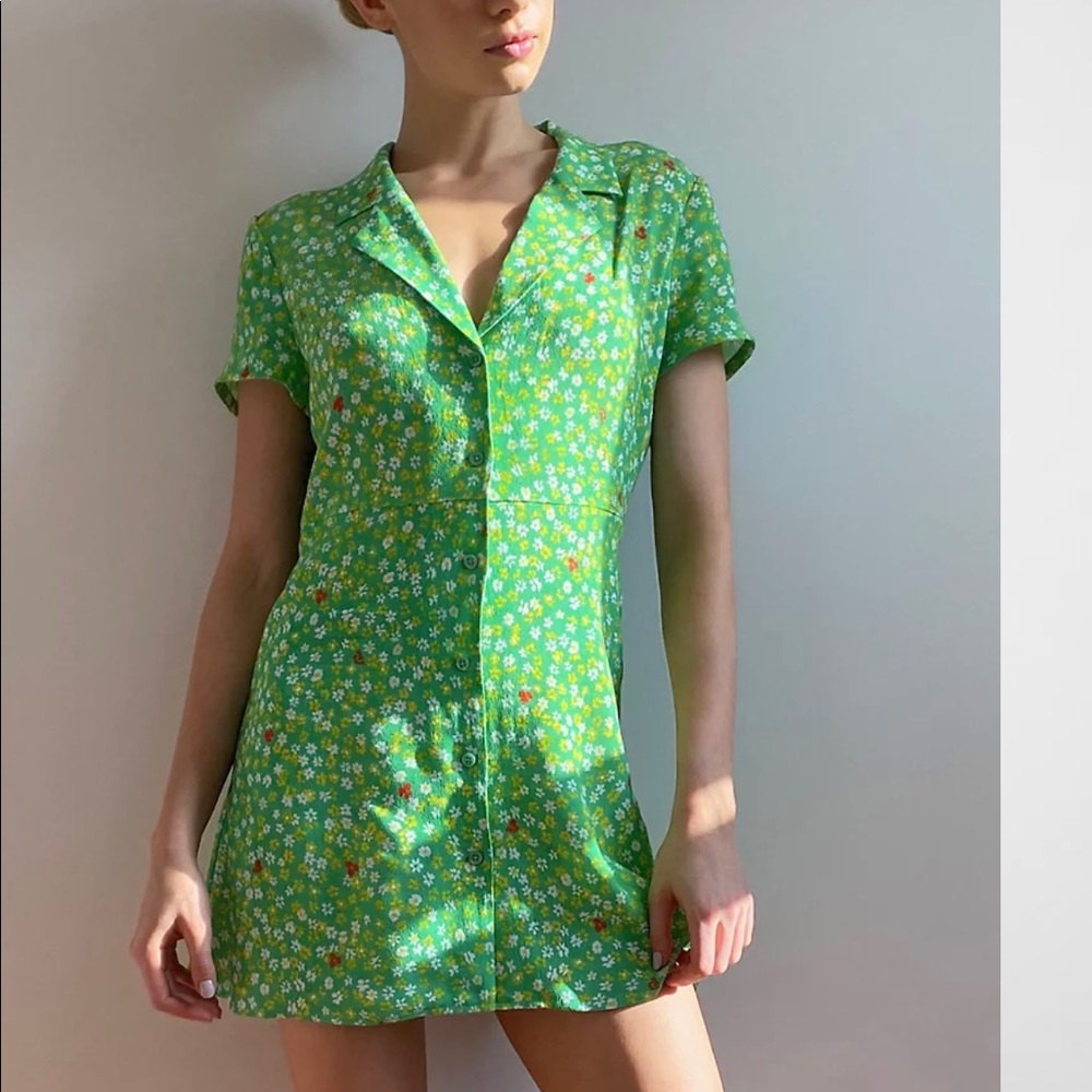 Aritzia vida dress